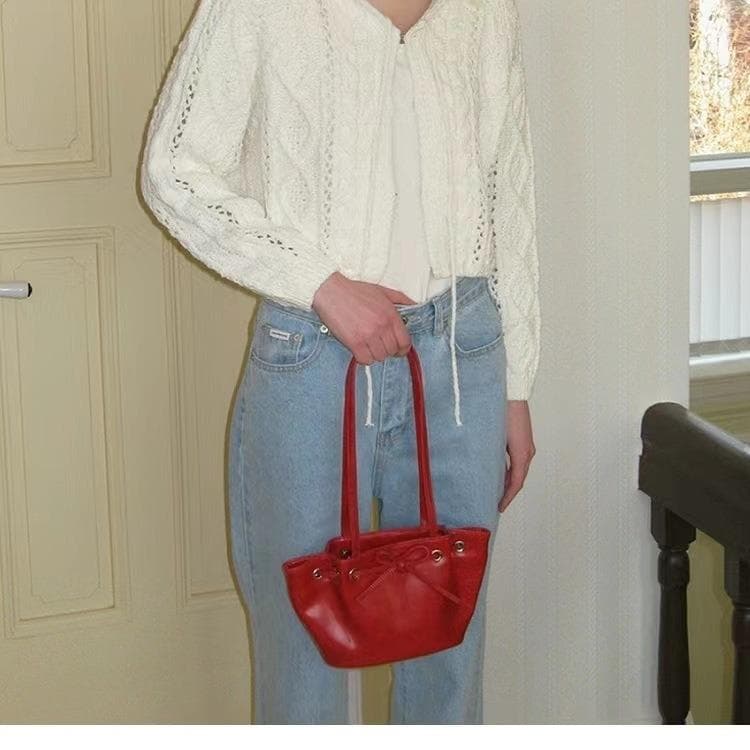 Underarm Bag Female Niche Design Advanced Sense Bow Fashion Commuter Single Shoulder Bucket Bag red