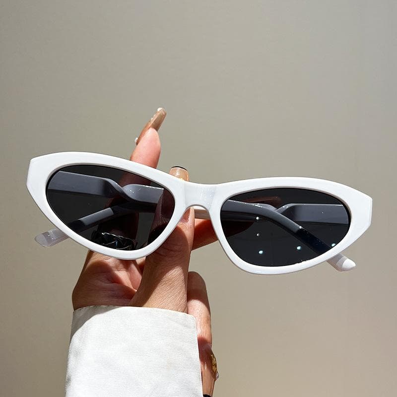 Fashion Vintage Cat Eye Sunglasses Women Men Trendy Punk Luxury Designer Retro Pink Bent Shade Small Frame