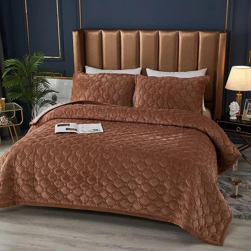 Thickened Bedspread Solid Colour Crystal Velvet Bed Cover Cotton-Padded Quilted Non Slip Sheet Blanket Children Queen Bedding 150x200cm 1pc