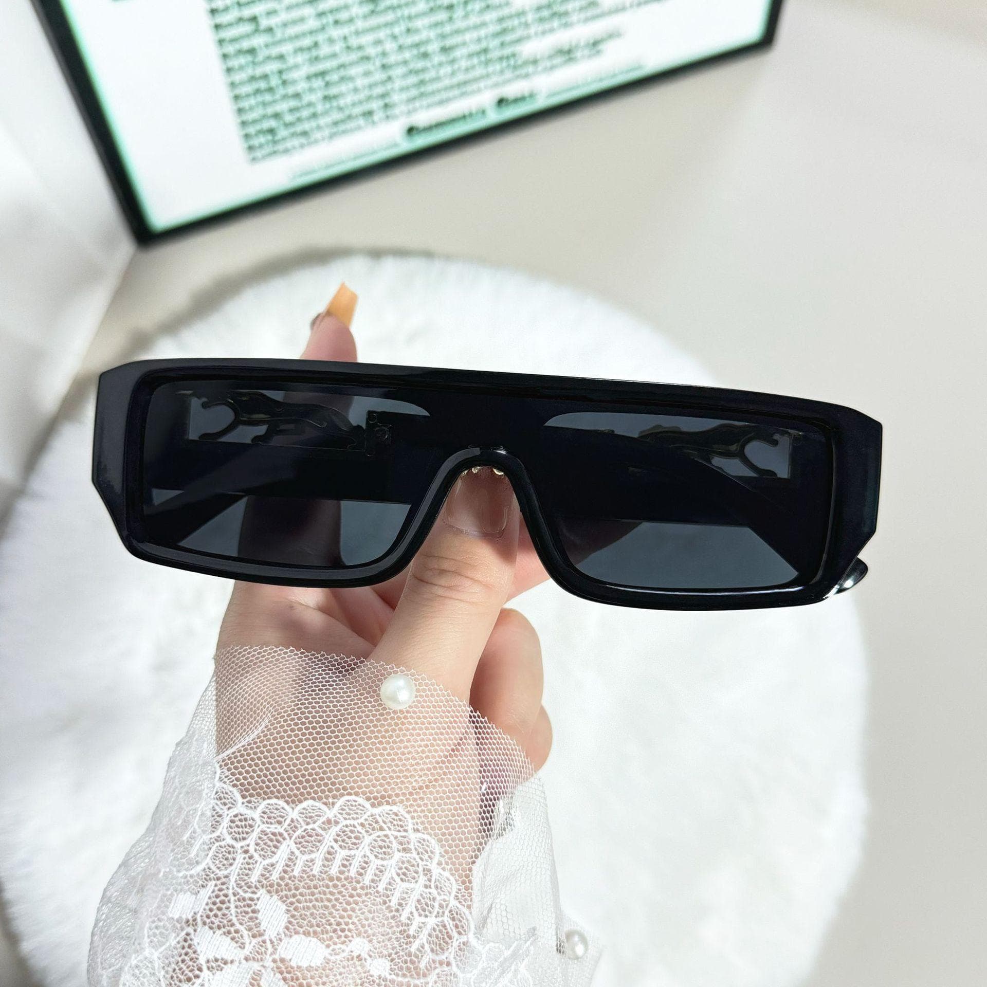 Vintage Square Sunglasses For Women Men Retro Rectangle Sun Glasses UV Protection Unisex Eyewear Fashion Accessories MULTI