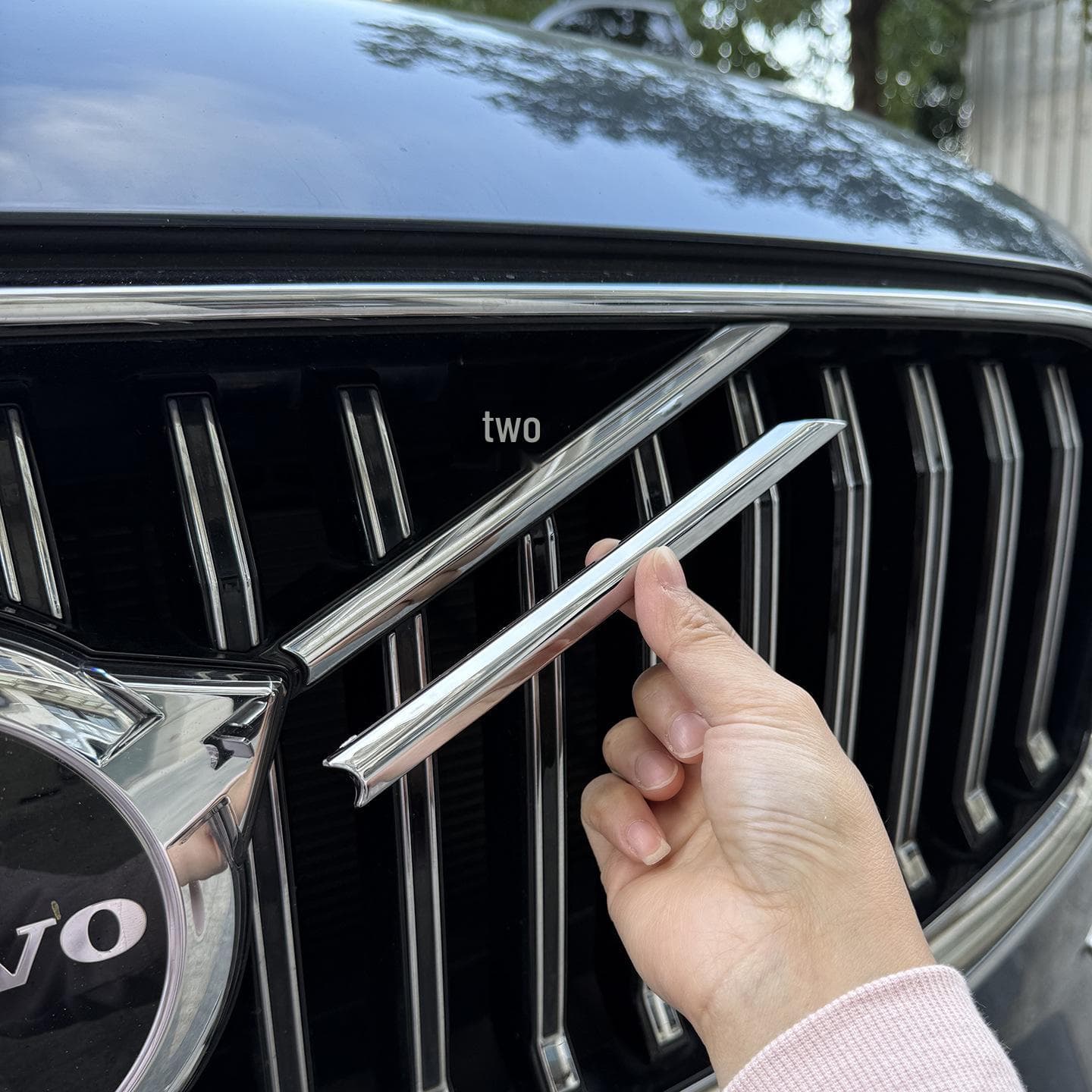 Volvo XC60 2018-2021 Front Bumper Chrome Grille Decorative Clip-On Strip
