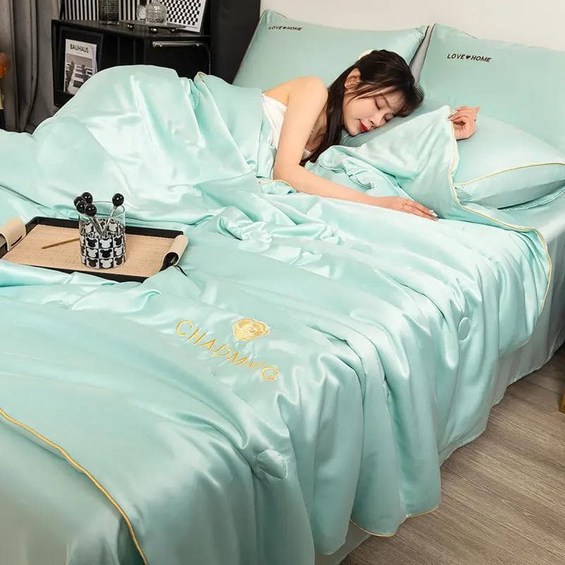 Ice silk, soybeans, summer cool bedding, two person air conditioning, sleeping naked, skin friendly and comfortable 150x200cm 0.8kg
