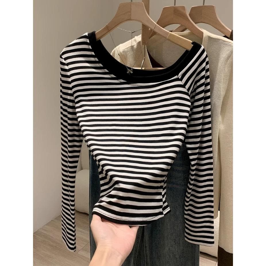 Lazy Style Knitted Striped Loose Slanted Shoulder Top for Women's Autumn New Slim Long-sleeved T-bottom Shirt XL