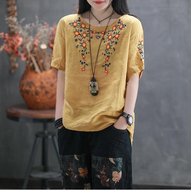 Spring and Summer Large Size Loose Temperament Casual and Fashionable Retro Round Neck Embroidered Short-sleeved T-shirt Top. 4XL