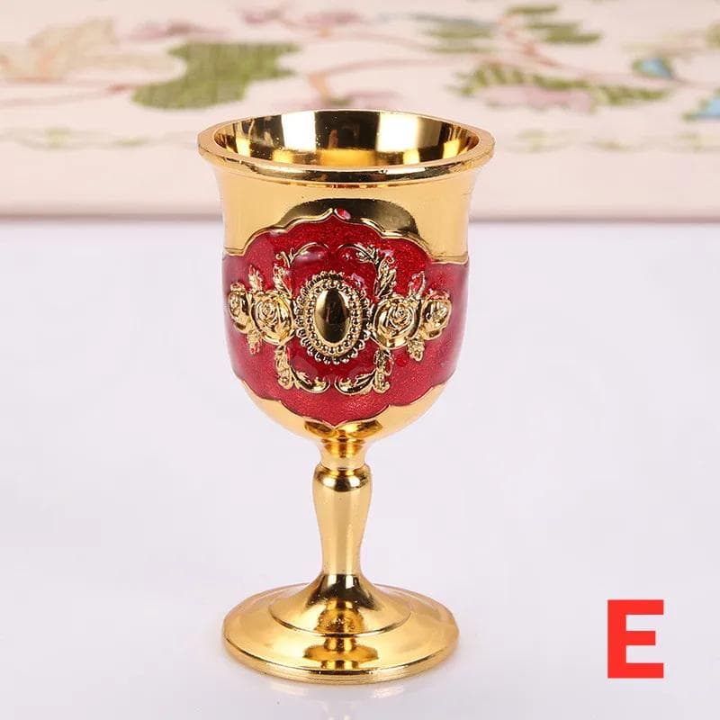 Metal Wine Glasses Retro Wine Cup Goblet Vintage European Style Champagne Cocktail Glasses Bar Home Decor Drinkware E