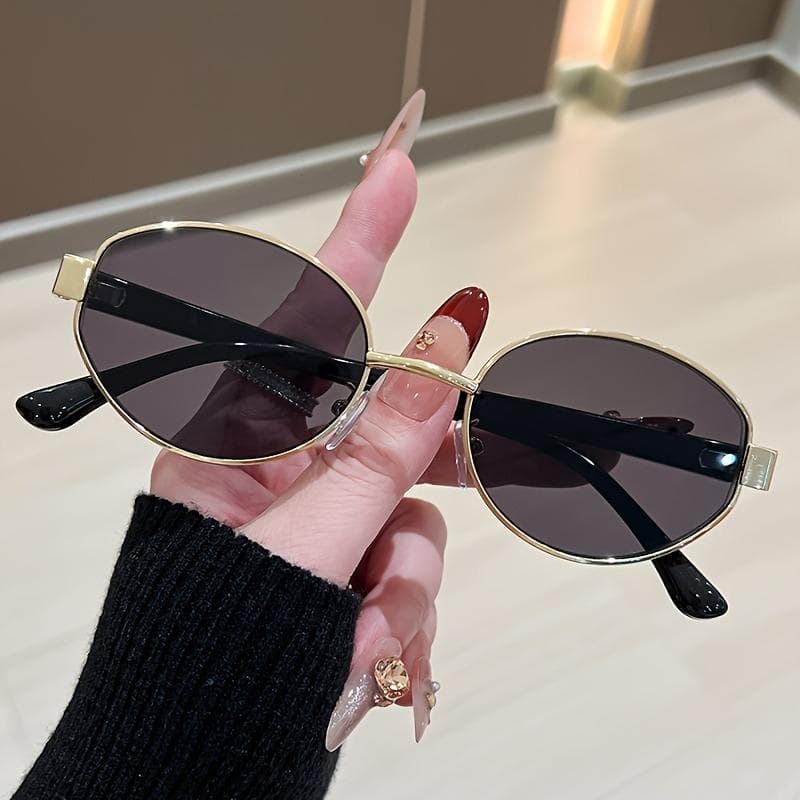 Retro Round Women Glasses Tortoiseshell Arms Decorative Lens Non Prescription Oval Eyewear Fashion Accessory