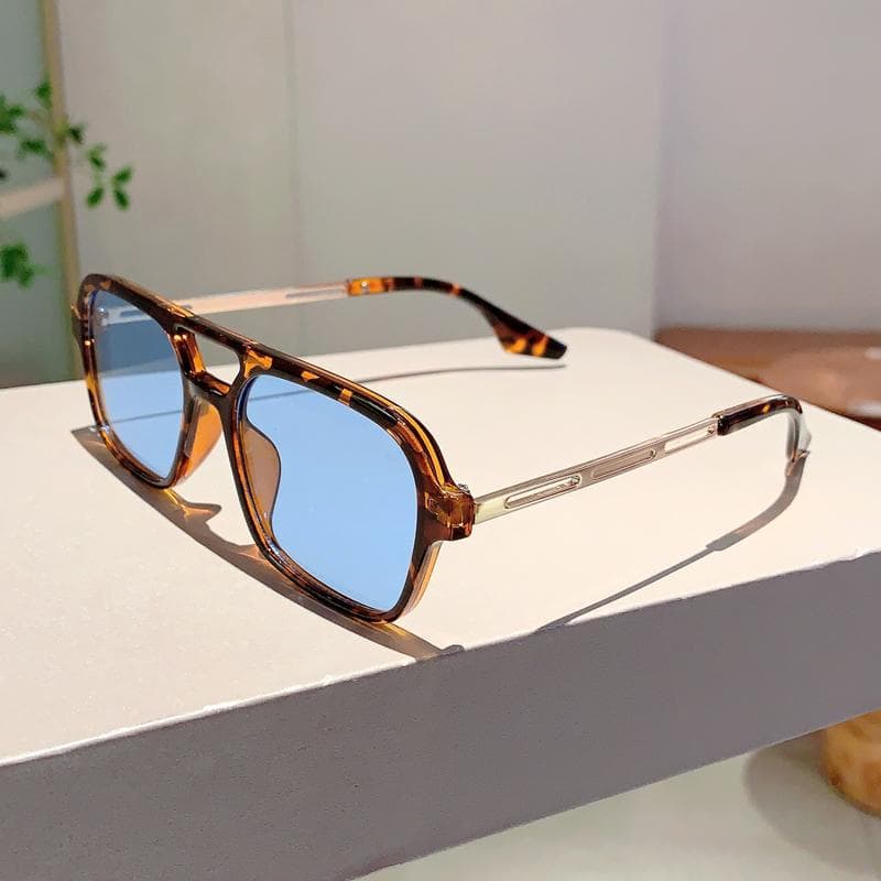 Trendy Women Grey Square Sunglasses UV Protection Stylish Sun Shades for Travel Hiking Driving as picture shows