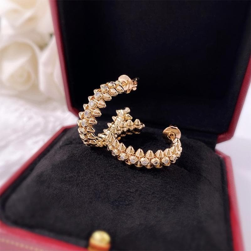 High Quality Fashionable Bullet Rivet C-Shaped Stud Earrings Temperament Personalized Earrings Earrings