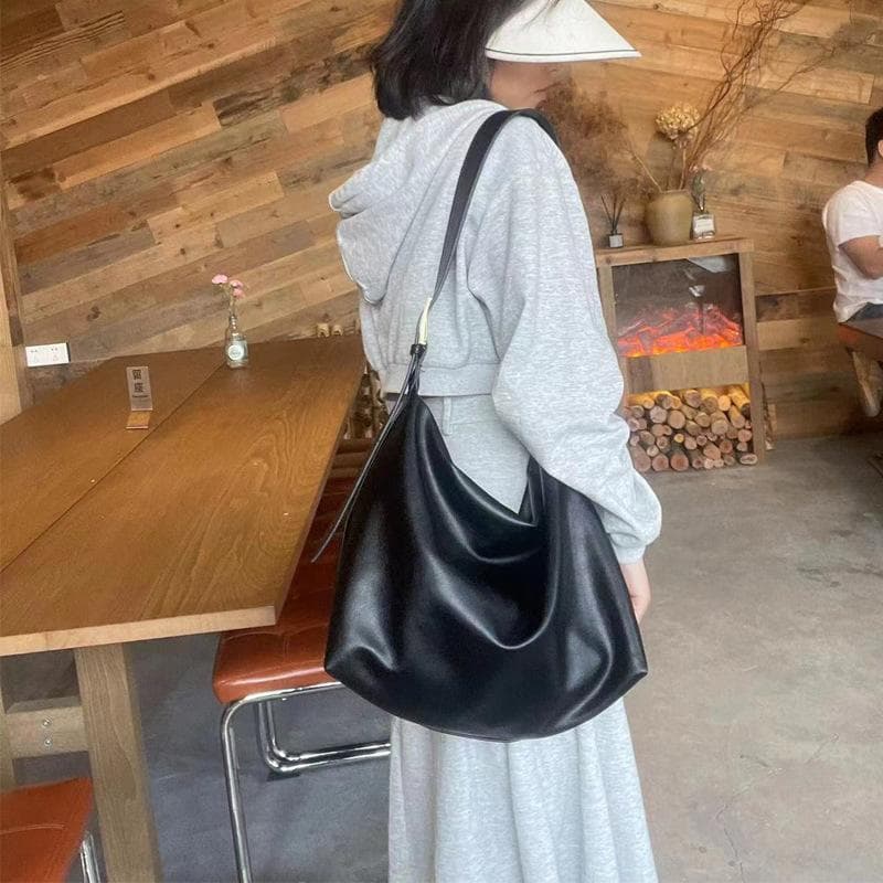 Spring Tote Bag Women Simple Fashion Commuter Bag Tide Soft Minimalist Crossbody Bag black