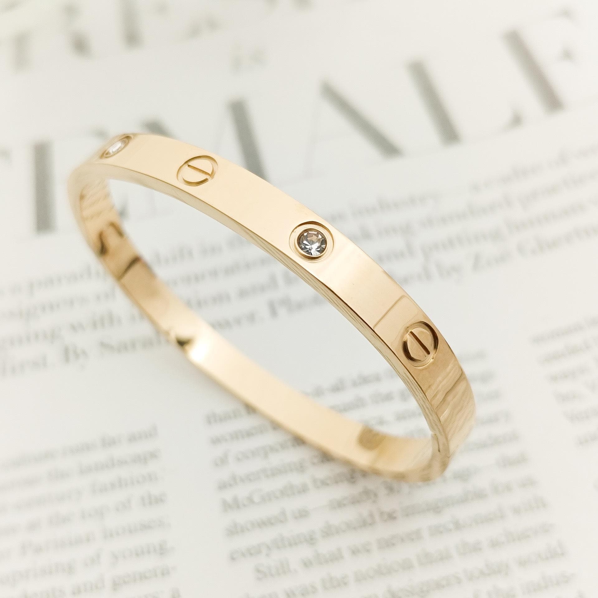 Titanium Steel Bangle Diamond Buckle Unfade Bangle B gold
