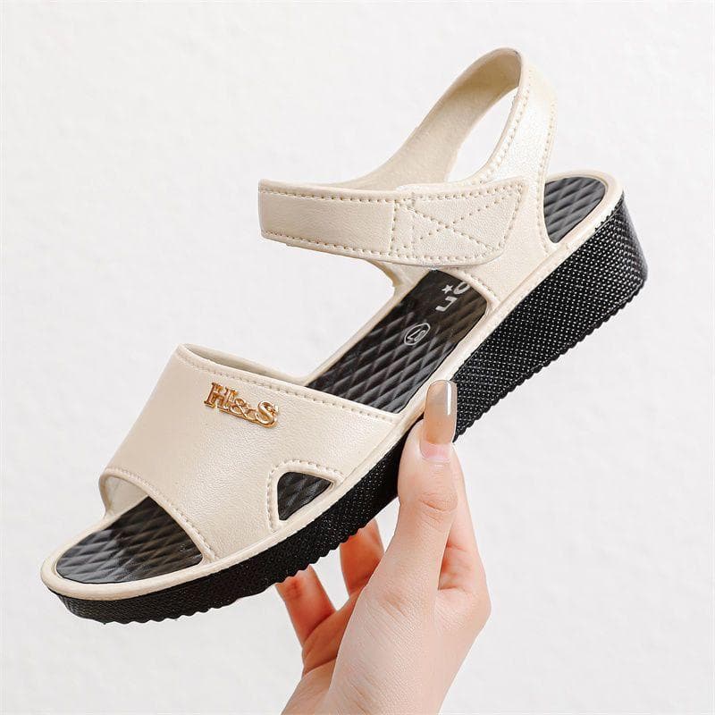 Sandals Women's Summer Wear Mid-heel Soft-soled Middle-aged Ladies Flat-bottom Non-slip Middle-aged and Elderly Mother Sandals 40 beige