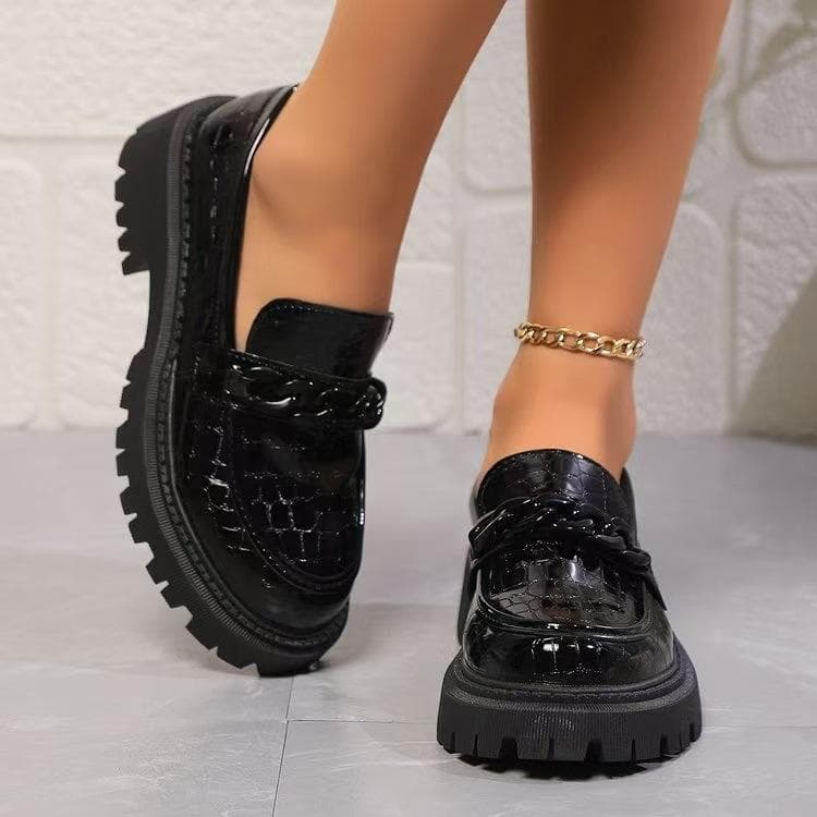 Women's Chain Decor Platform Loafers Fashion Black Patent Leather Dress Shoes Woman Comfortable Slip On Flat Shoes 37