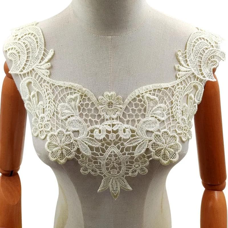 Beautiful Lace Embroidery Collar White/Black Floral Lace Decorative Collar Woman's Clothing Sewing Accessories 35cm beige