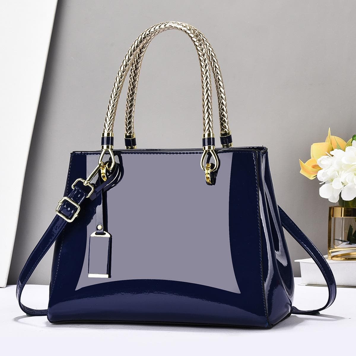 A New Large-capacity Tote Women's Bag Made of Patent Leather for Ladies blue