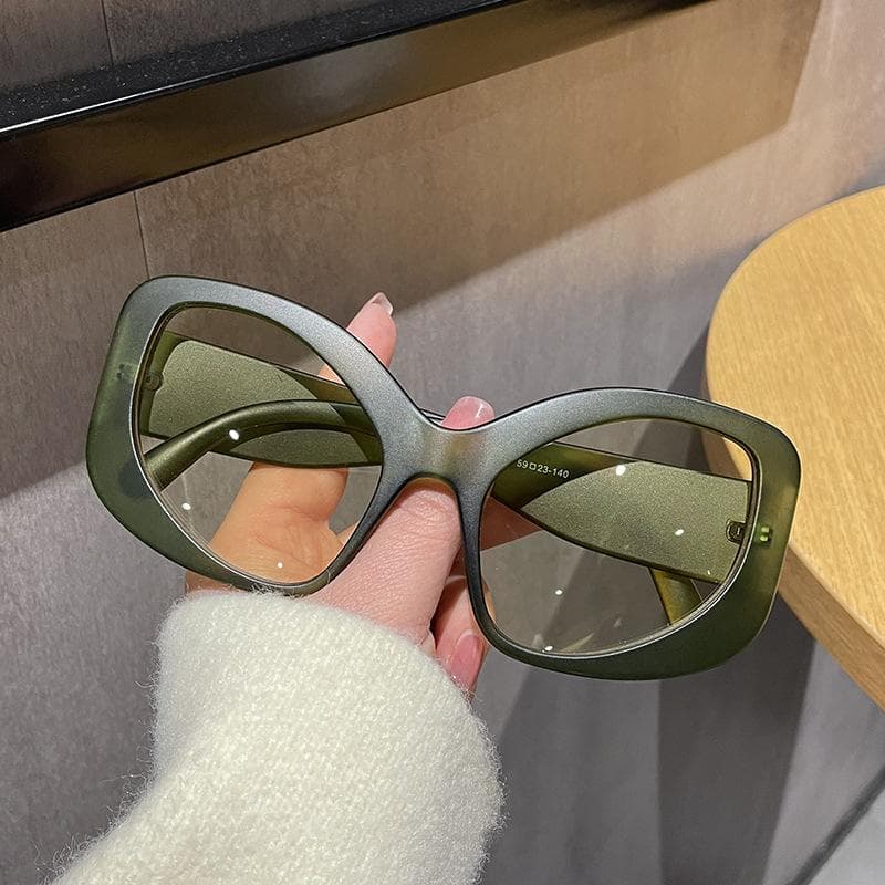 Alien Sun Glasses Large Frame Sunglasses for Outdoor Leisure Stylish UV Protection Shades