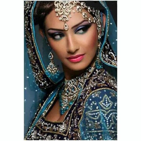 5D DIY Diamond Painting Indian Woman Diamond Embroidery Full Set Cross Stitch Kits Home Decor Gifts Round 40x50cm
