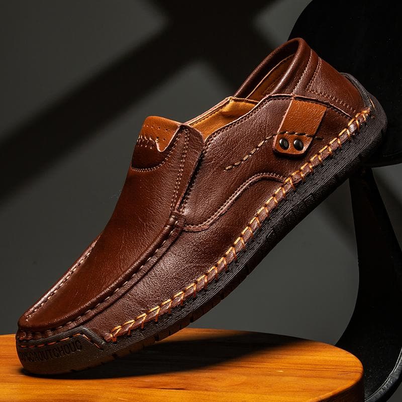 Handmade Genuine Leather Men's Casual Shoes Comfortable And Breathable Moccasins Men Business Flats Shoes Driving Shoes Large Size 38-48 42 dark brown