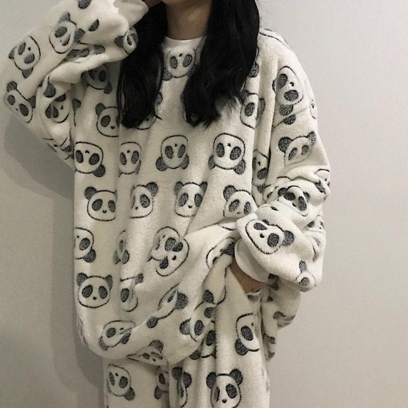 Women's Winter Pajamas, Plus Velvet and Thickened Flannel Pajamas, Cute Long-sleeved Warm Pajamas, Loose Coral Velvet Home Clothes M