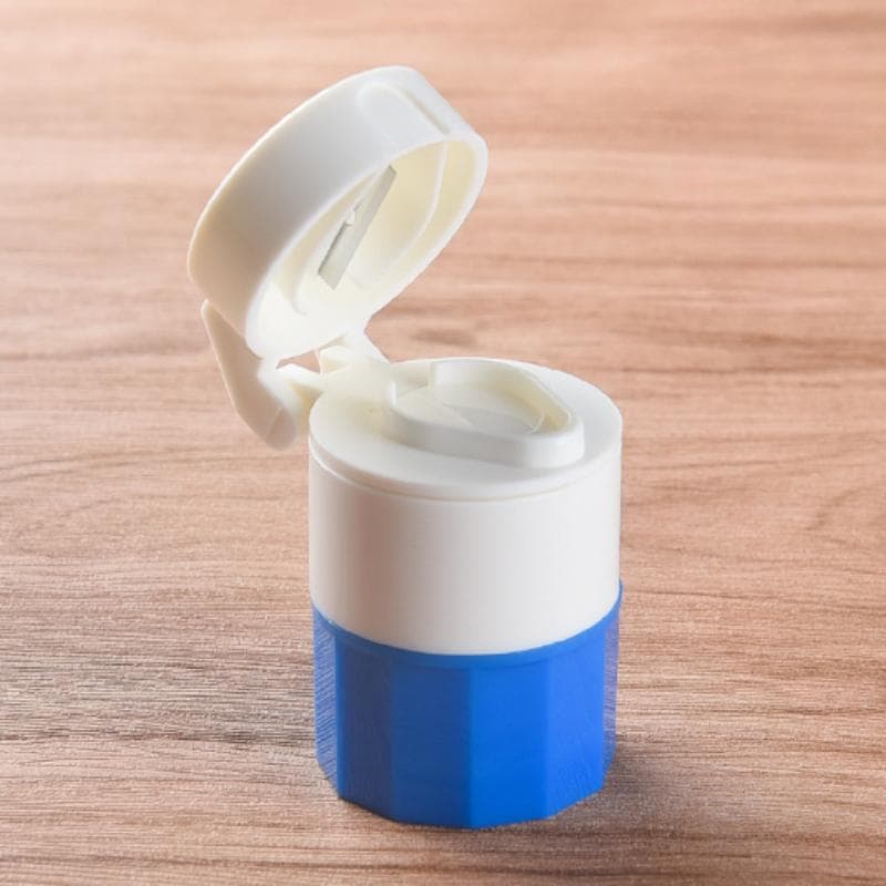 New Multifunction Portable Powder Tablet Grinder Powder Pill Cutter Medicine Splitter Box Storage Pill Crusher Splitters Pod Bas blue