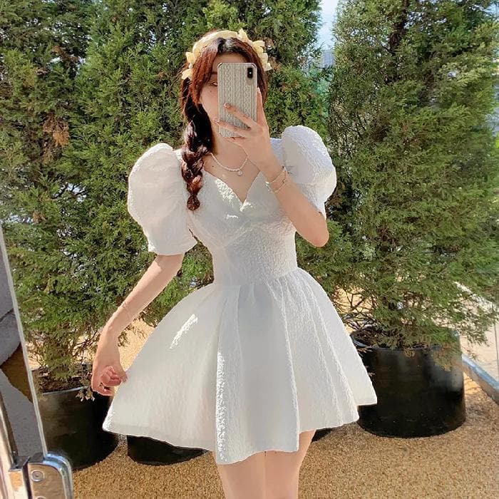 Summer New Sweet V-neck Waist Short Skirt Retro Lantern Sleeve Dress Women S white