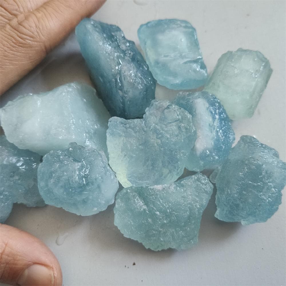 Natural Aquamarine Quartz Beryl Gemstone Crystal Stone Mineral Specimen Hand-carved Materials for Jewellery Making 20-30g blue