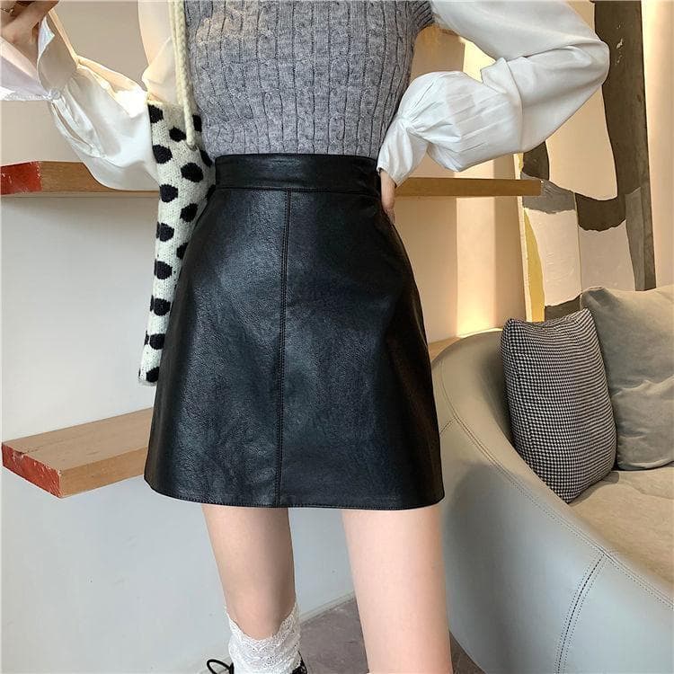New Spring and Summer High-waist Anti-exposure Skirt, Small Slim and Versatile PU Leather Short Skirt, Black A-line Hip-pack Skirt XXL