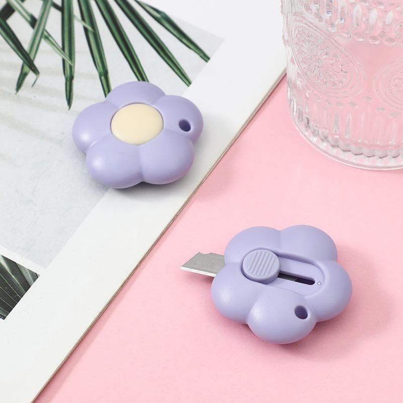 Mini Creative Flower Shape Practical Art Knife Office Stationery Cartoon Knife School Supplies purple