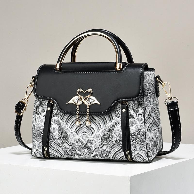 Embroidery Clashing Bags Women Handbags Niche Hundreds of Shoulder Slanting Crossbody Bags Texture Oceanic Bags Length 23 Width 11 Height 18 black
