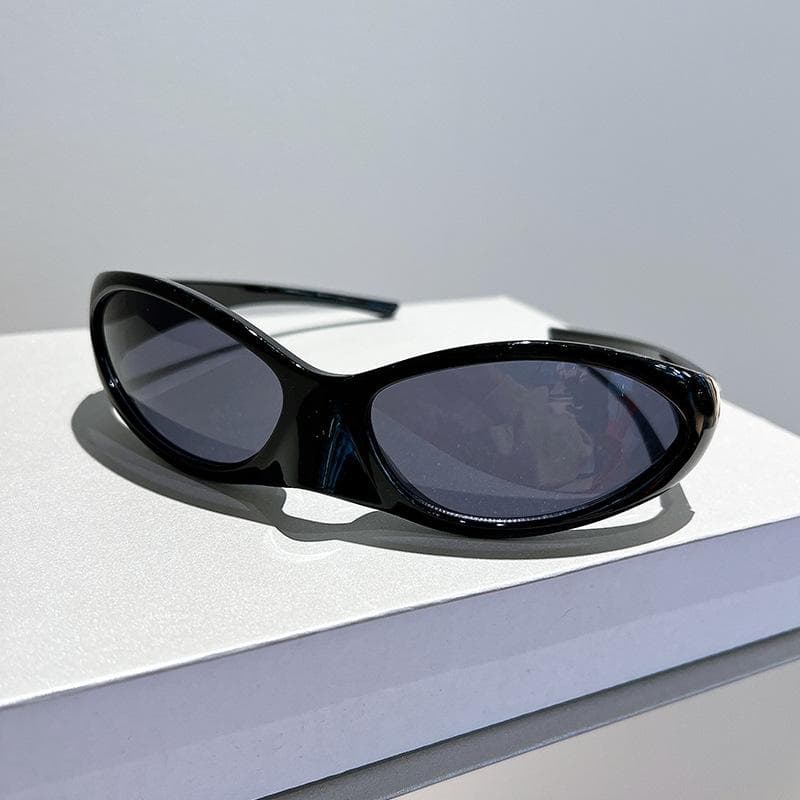 Y2K Steampunk Cat Eye Sunglasses Vintage Fashion Luxury Designer Sun Glasses Punk Shades for Women Men