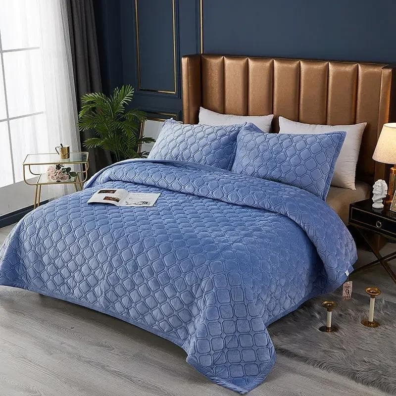 Thickened Bedspread Solid Colour Crystal Velvet Bed Cover Cotton-Padded Quilted Non Slip Sheet Blanket Children Queen Bedding 150x200cm 1pc
