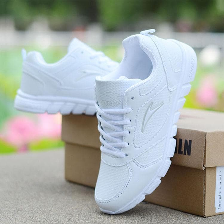 Spring and Autumn Leather Surface Sneakers Waterproof Casual Shoes White Running Shoes Student Fashionable Shoes White Sneakers Unisex Shoes Tennis 43 white