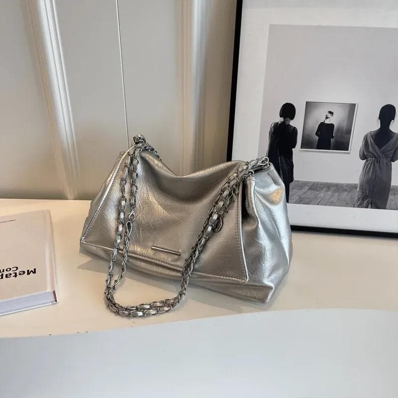 Casual Soft Surface Large Capacity Bag Women 2025 New Popular All-Match Chain Messenger Bag Popular Silver Shoulder Bag Handbag silver