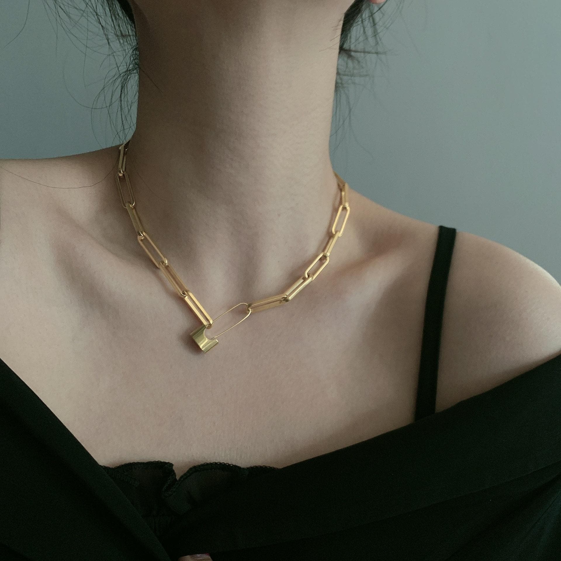 European and American minimalist style necklace retro vintage vintage chain gold buckle necklace pin chain necklace women's style 51cm gold
