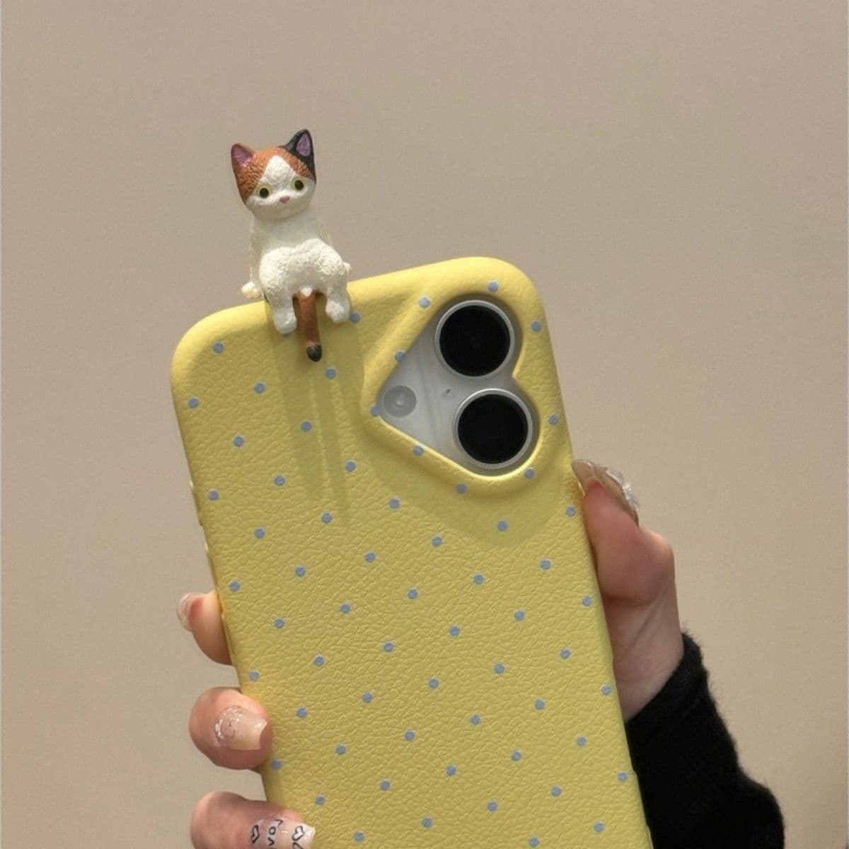 Heart Polka Dot Cat Phone Case for Apple iPhone 17 Pro Max - Soft Silicone Shockproof Creative Cover on iPhone 16/15/14/13/12/11/Pro/Pro Max/Plus Apple 16 yellow
