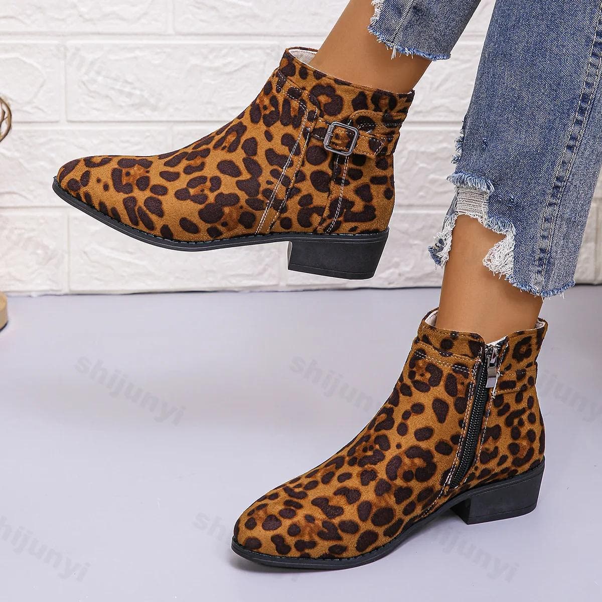 Suede Zipper Ankle Boots for Women 2025 Autumn Pointed Women Shoes Woven Patchwork Female Boot Concise Square Heel Chelsea Boots 43 multicolour