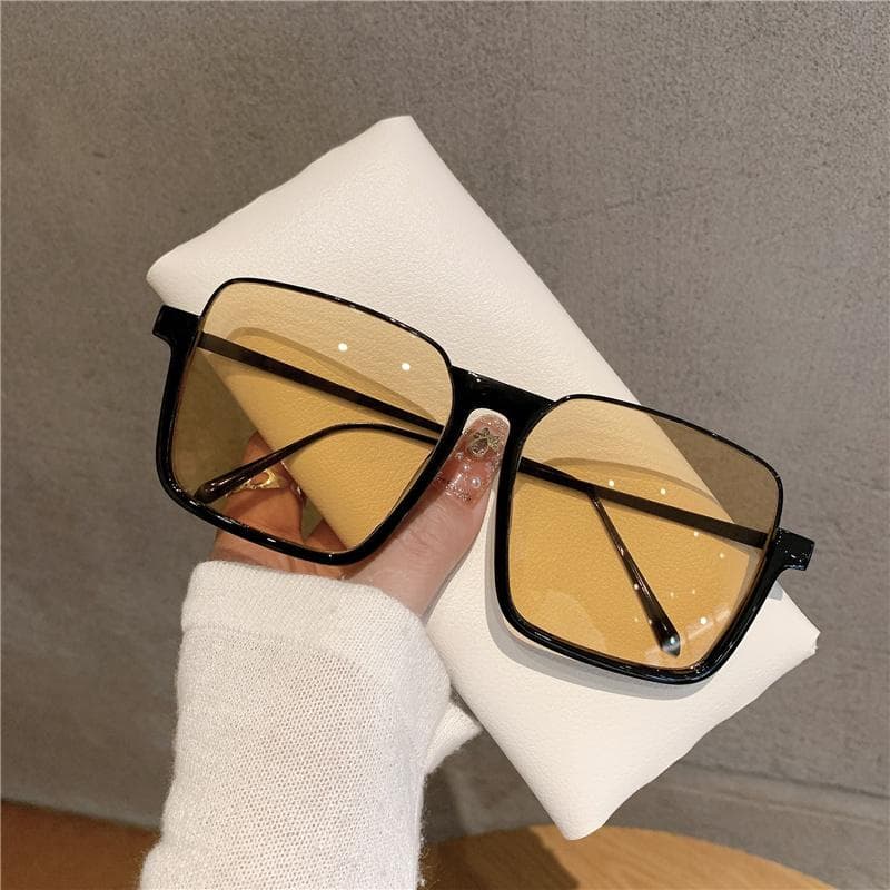 New Vintage Fashion Sunglasses Women Metal Square Frame Pink Shades UV400 Sun Glasses Photograph Eyewear As show