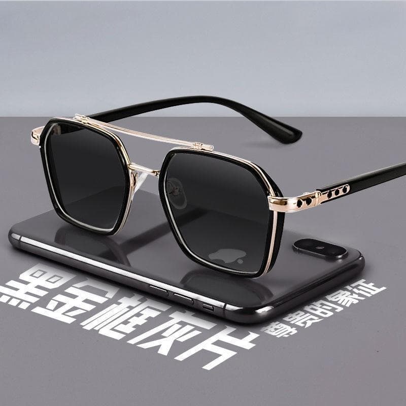 Photochromic Sunglasses Women Men UV400 Metal Frame Fashion Eyewear Lightweight Comfortable