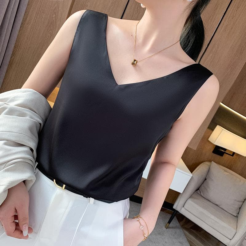 Women's V-Neck Silk Satin Camisole Vest, Loose Sleeveless Top for Outer or Inner Wear Extra Large