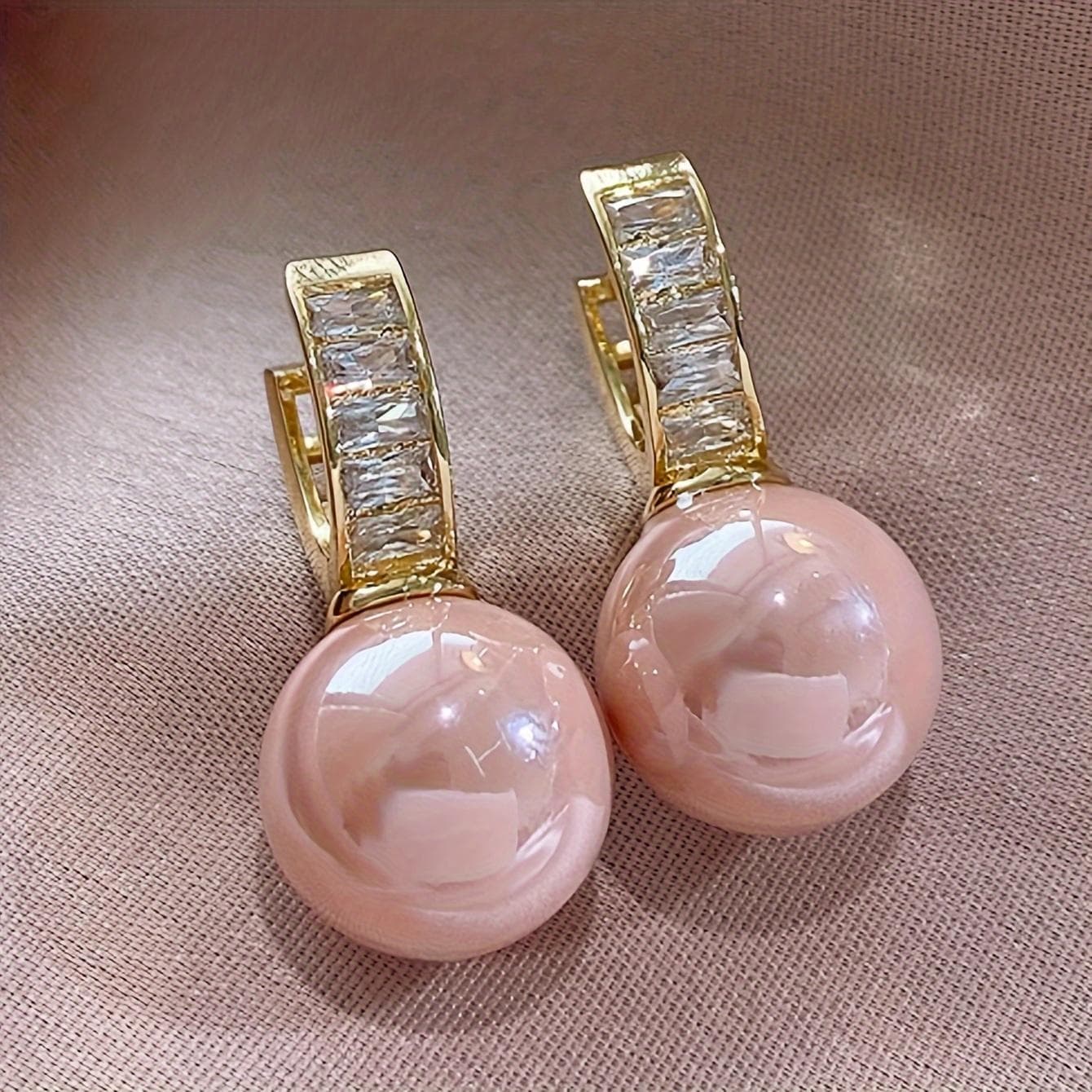 Pretty Hoop Earrings Zinc Alloy Jewelry with Pink Imitation Pearl Design Elegant Simple Style for Women Party Dating Earrings pink