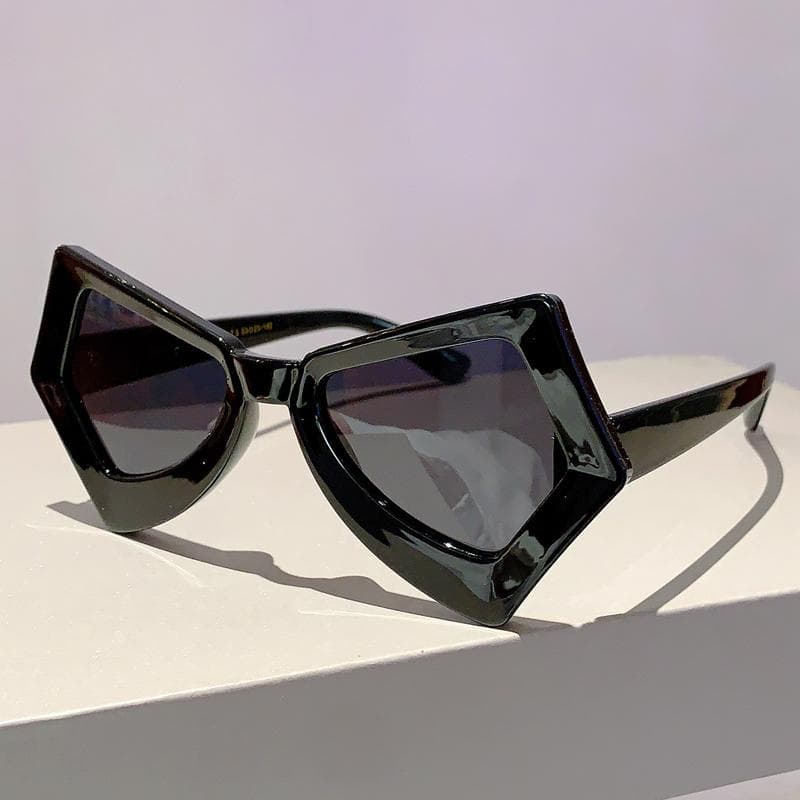 KAMMPT Butterfly Cat Eye Sunglasses Fashion Candy Color Gradient Women Shades Stylish Brand Design Eyewear without case