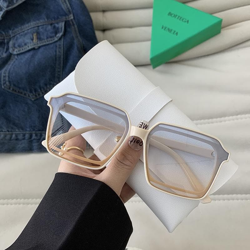 New Fashion Oversized Sunglasses Women Vintage Square Big Frame UV400 Shades Designer Brand Female Sun Glasses As shown