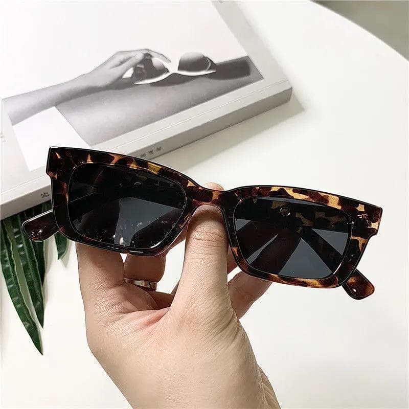 New Cat Eye Sunglasses for Women Retro Vintage Small Frame UV400 Protection Designer Eyewear Trendy Shades 1PC