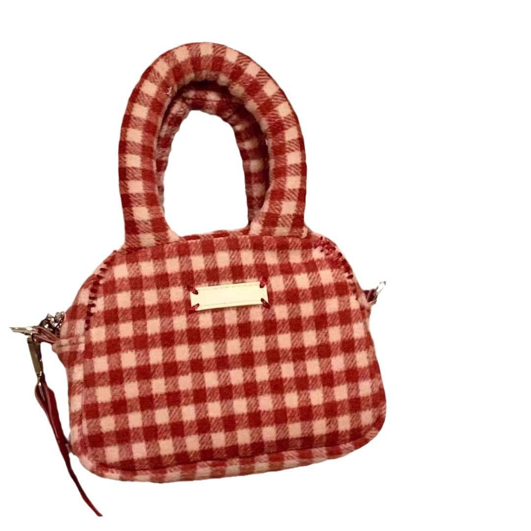 Niche Autumn and Winter Bags Female Sweet Cool Crossbody Bag Hand Bill Shoulder Bag Cute Christmas Plush Bag