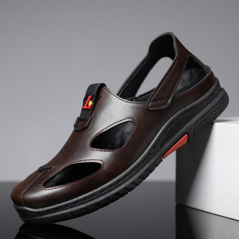 Summer New Sandals Fashion Trend Leather Shoes Baotou Beach Shoes Breathable Hollow Hole Shoes Men's Leather Shoes 42