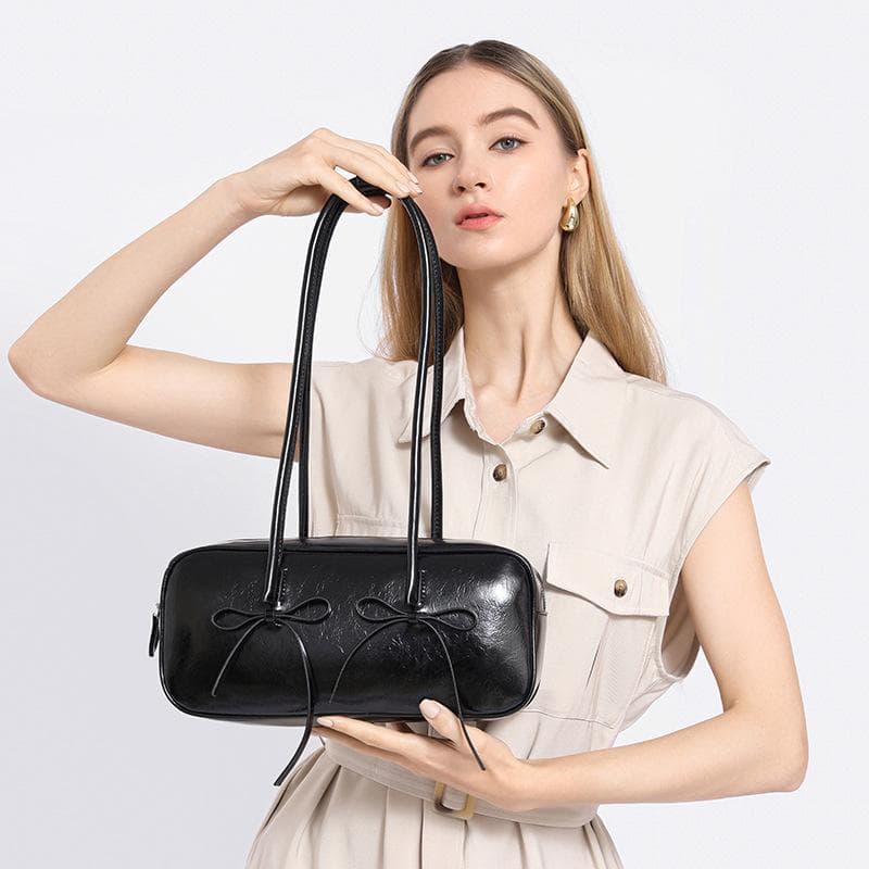 Trendy Ballet-style, Simple Underarm Bowling Bag for Women, Versatile, Personalized and Stylish Single-shoulder Bag for Commuting black