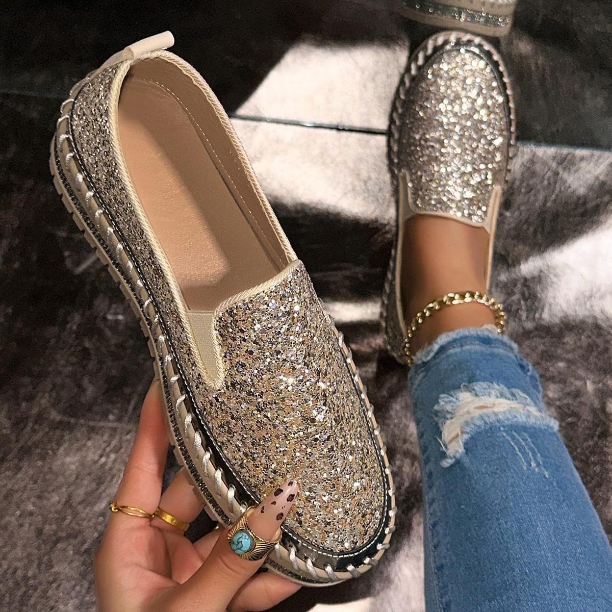 Casual Large Size Sequins Casual Women'S Shoes Comfortable To Wear Outside Thick-Soled Wind Single Shoes Women 35 gold