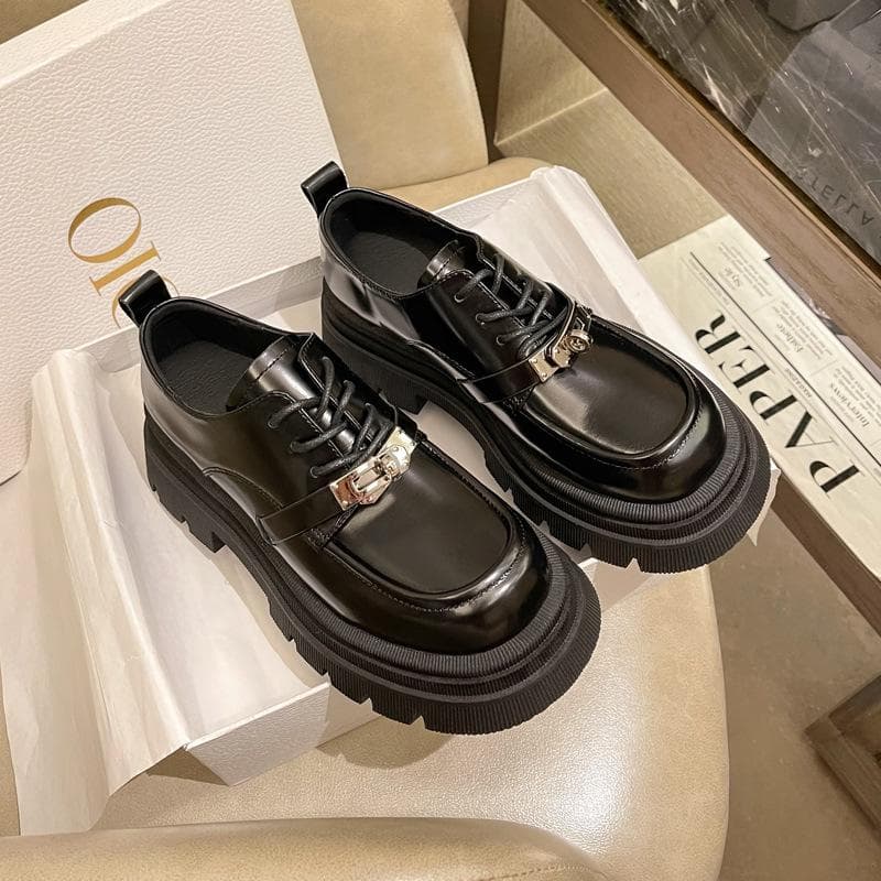 Leather Thick-soled Loafers Women's Winter New British Style All-match Heightened Lace-up Lock Small Leather Shoes 39