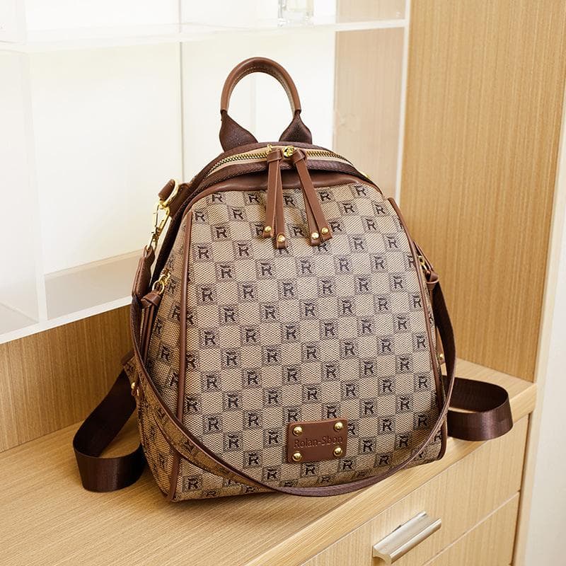 A Light Luxury Printed Backpack for Women, A Fashionable and Versatile Commuting Bag for Autumn and Winter, and A Large-capacity Travel Backpack