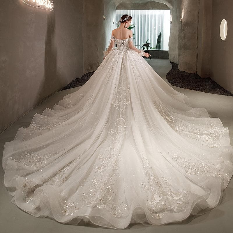 One-shoulder Main Wedding Dress New French-style Bridal Banquet Court Style Elegant and Long-tailed Wedding Dress M