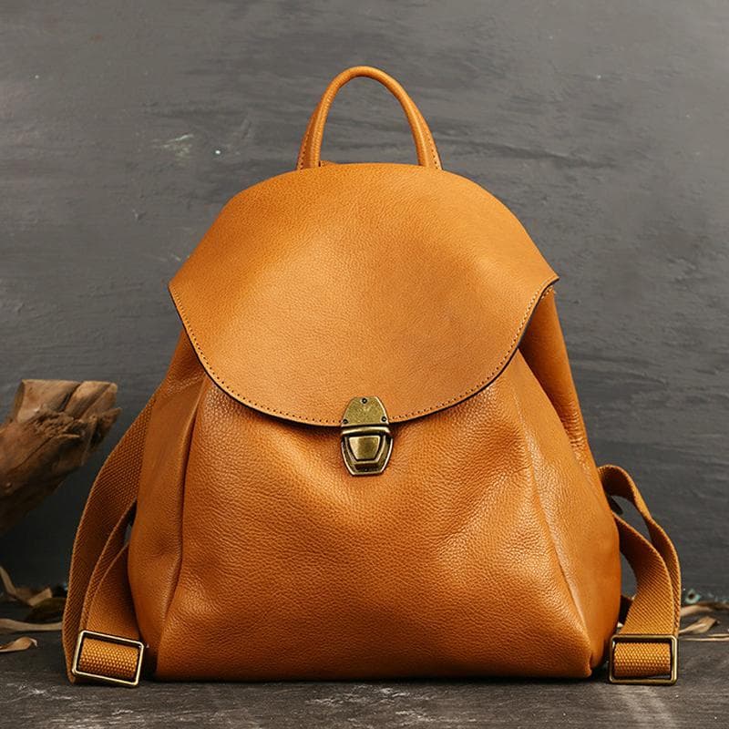 Retro First Layer Cow Leather Backpack Designer Luxury Women Travel Bag Large Capacity Fashion Female Bagpack brown